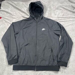 Nike Sportswear Woven Windrunner Jacket Mens L Triple Black Full Zip AT5270-010